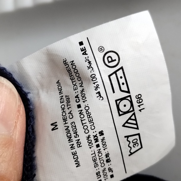 Old Navy Button Down Top Size medium poplin button down, natural materials - Picture 6 of 6